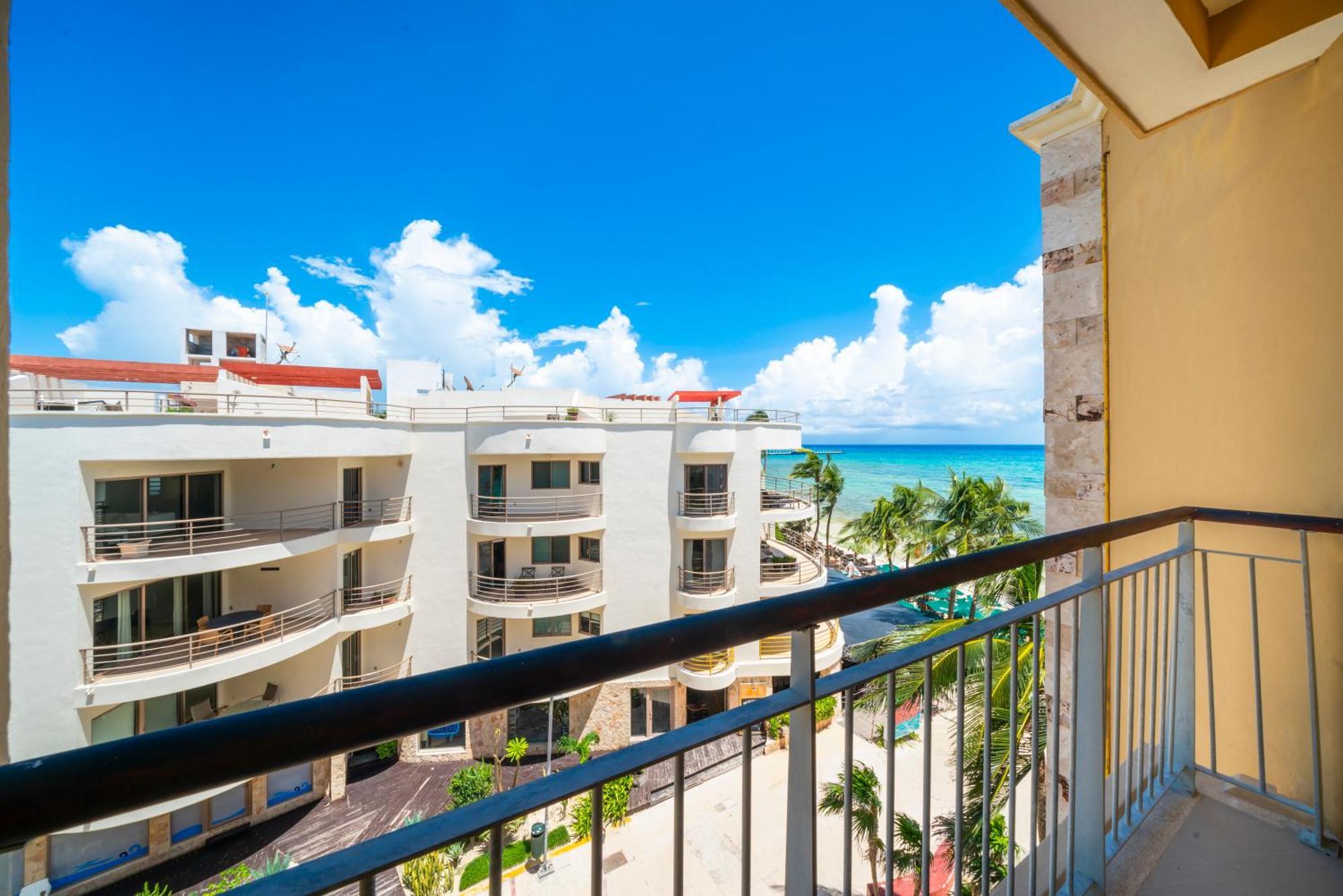 Beachfront 1 Bedroom Condo - El Faro, Surf 407 ปลายาเดลการ์เมน ภายนอก รูปภาพ